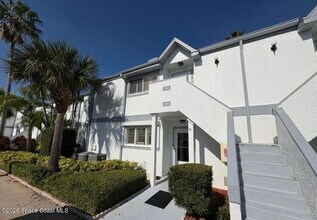 Building Photo - 118 Beach Park Ln