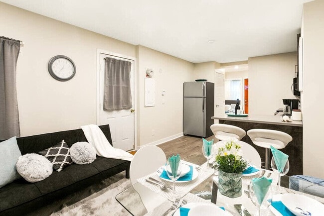 Building Photo - 57 Avenue Duluth O