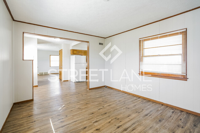 Building Photo - Charming 3 Bedroom in Columbus!
