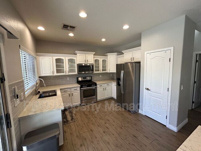 Foto del edificio - 4121 N Dania Ct