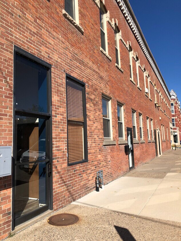 163 Lafayette St Unit 1, Winona, MN 55987 163 Lafayette St Winona, MN