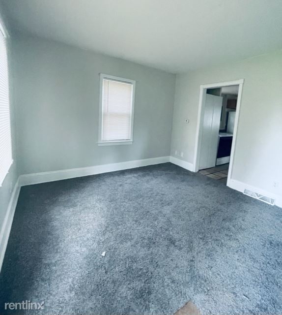 Building Photo - 3 br, 1 bath House - 13825 Ida Ave