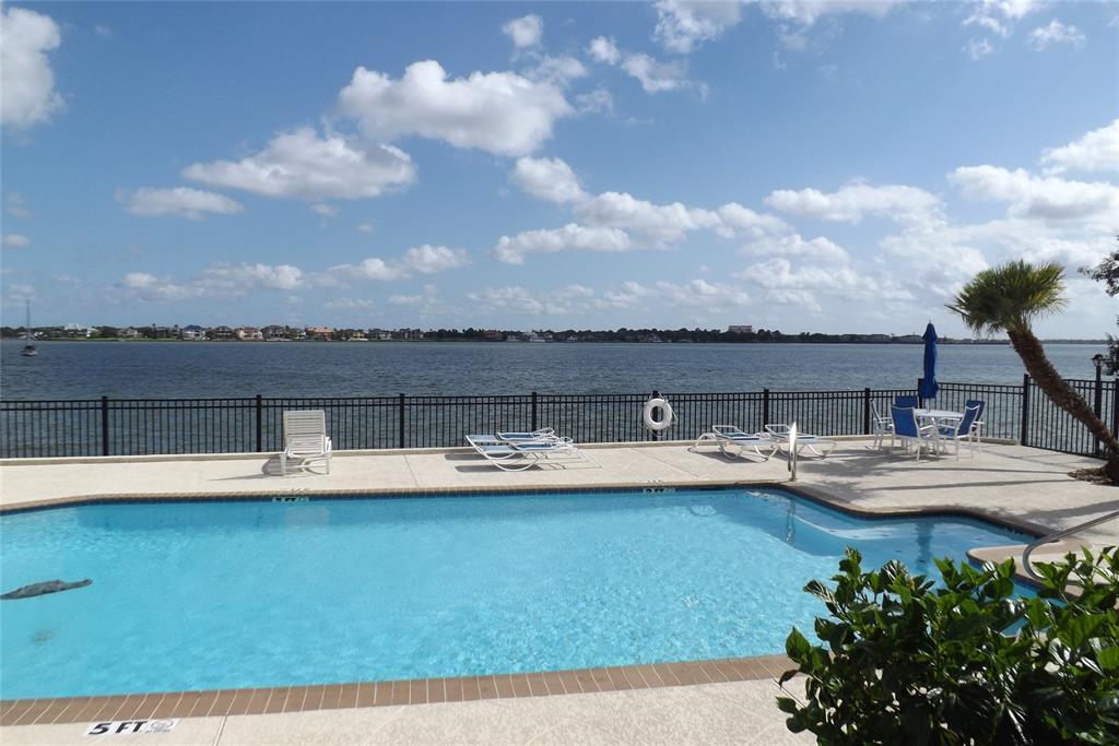 Primary Photo - 103 Yacht Club Ln