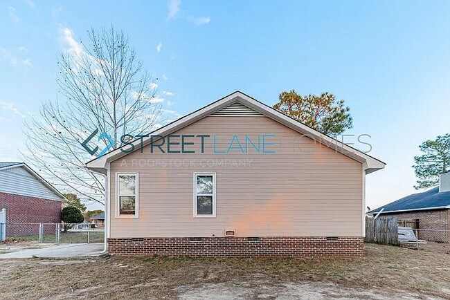 Foto del edificio - 4710 Grandison Ct