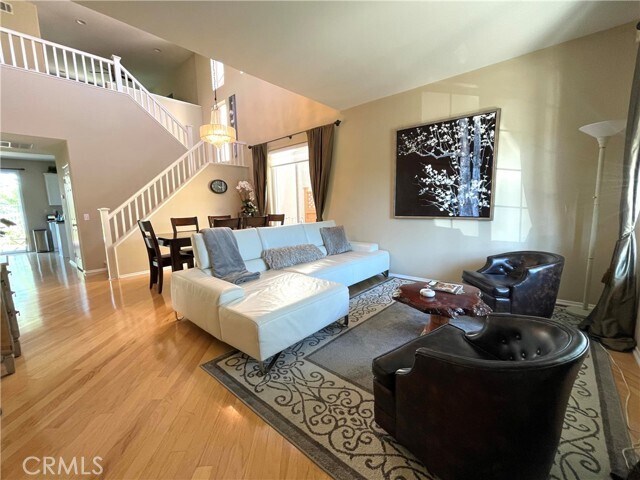 Building Photo - 8835 Fallbrook Way