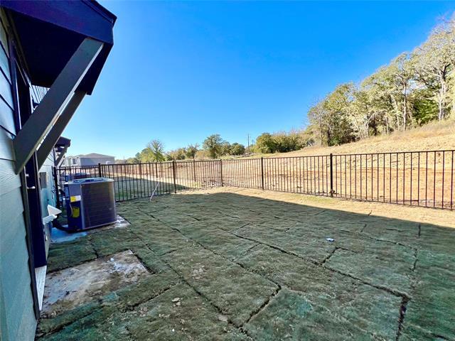 Building Photo - 3501 E Renfro St