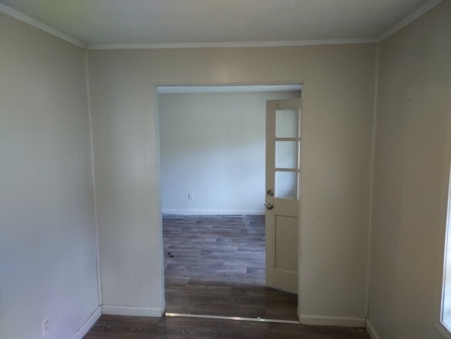 Foto del edificio - 59 Charmingdale Dr N