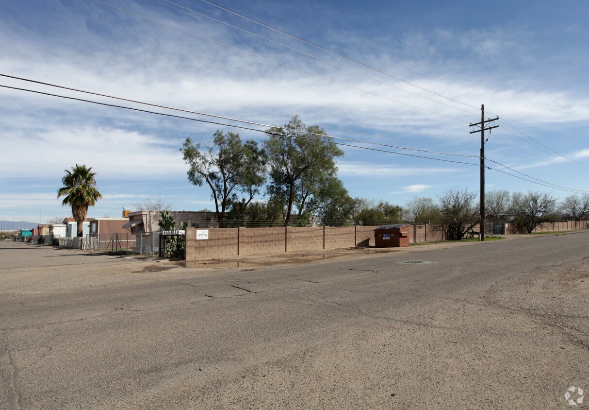 Foto del edificio - Cottonwood Lane Mobile Pk