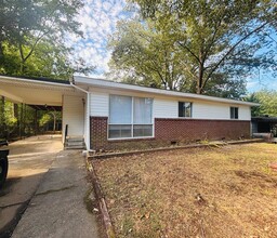 Building Photo - 79 S Meadowcliff Dr