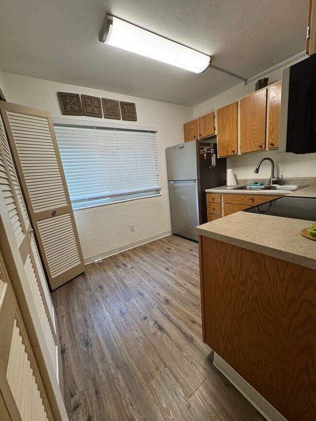 Cocina - 6700 1st Ave S