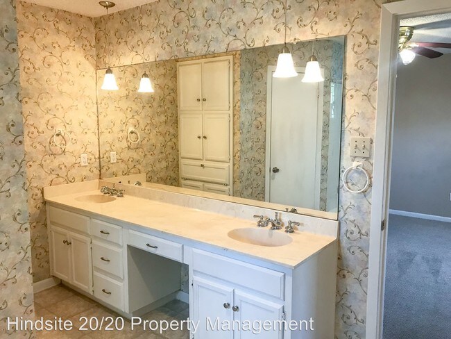 Building Photo - 3 br, 2 bath House - 404 Winecup Trail