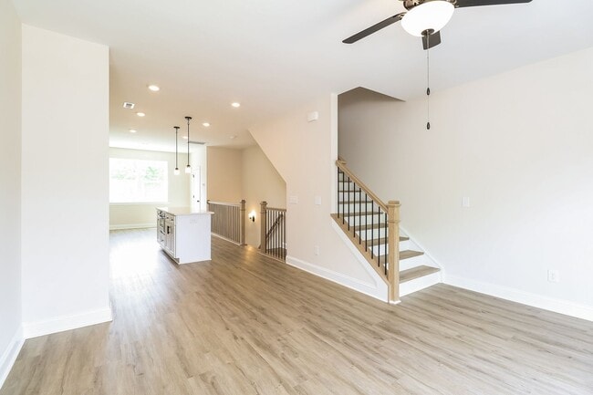 Building Photo - 3-Bedroom, 3.5 Bath Townhome for Rent in Charlotte, NC | Attached Garage & Modern Kitchen