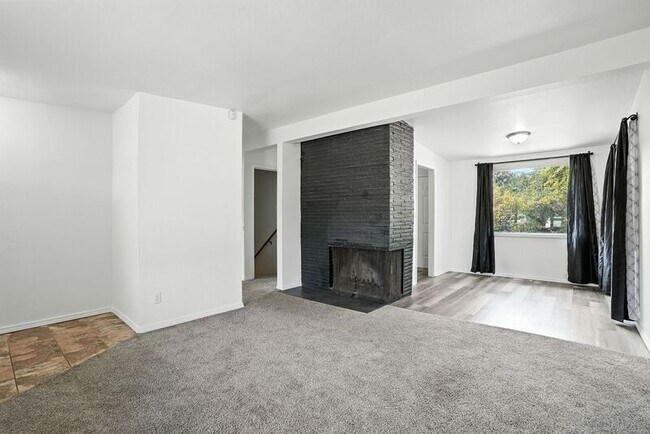 Foto del edificio - 2019 N Ely Rd