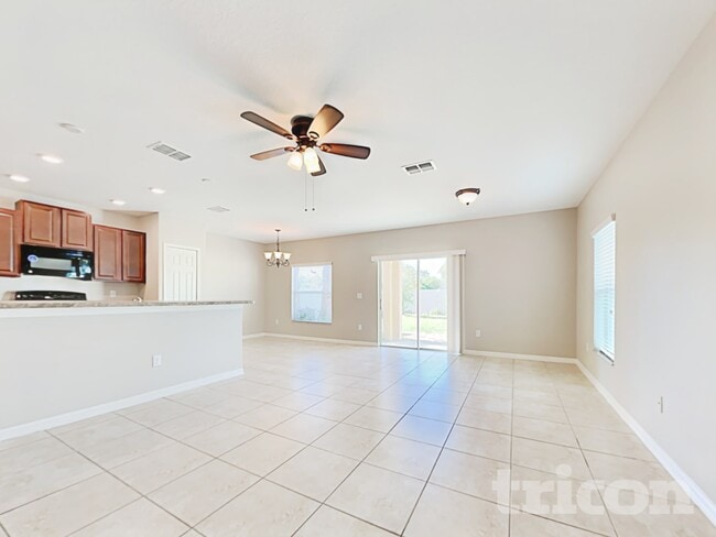 Building Photo - 4938 Reflecting Pond Cir