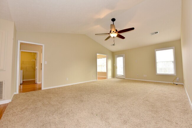 Foto del edificio - 2192 Herndon St