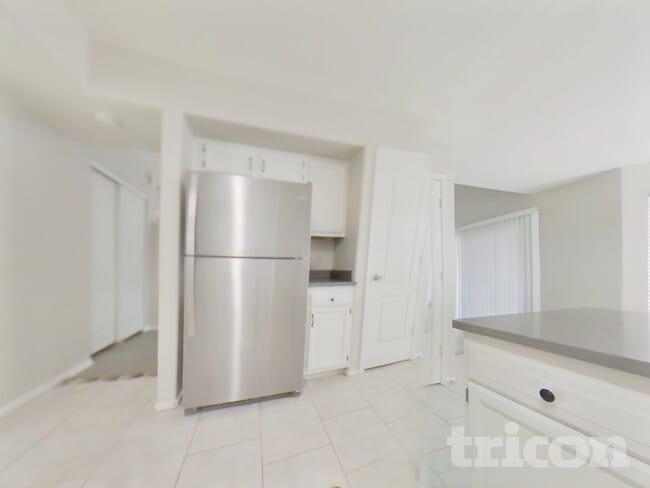 Building Photo - 929 N Kingston St