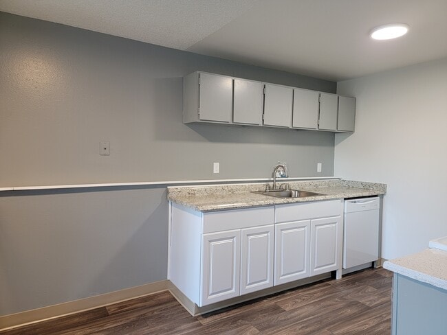 Building Photo - Narrows Ridge Apartments