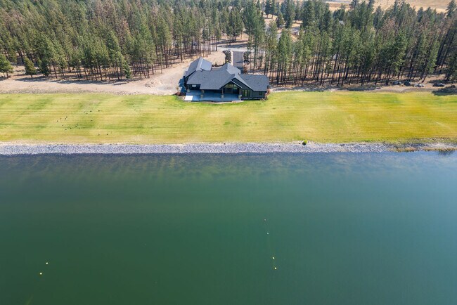 Building Photo - 63395 Palla Ln