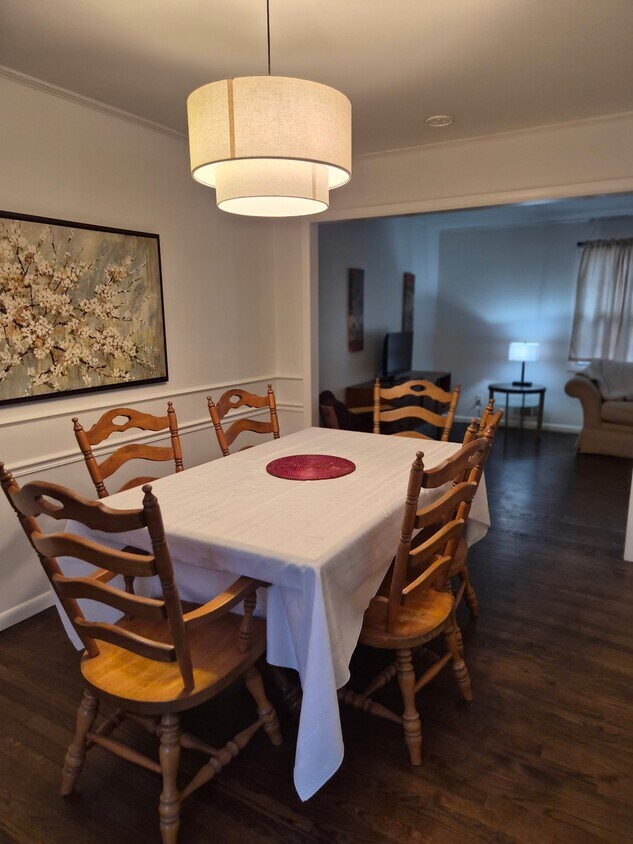Foto del edificio - 8844 Summit St