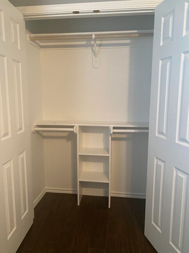 Building Photo - 150 Hunters Cir