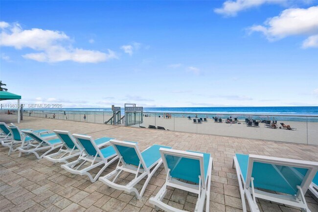 Foto del edificio - 3725 S Ocean Dr