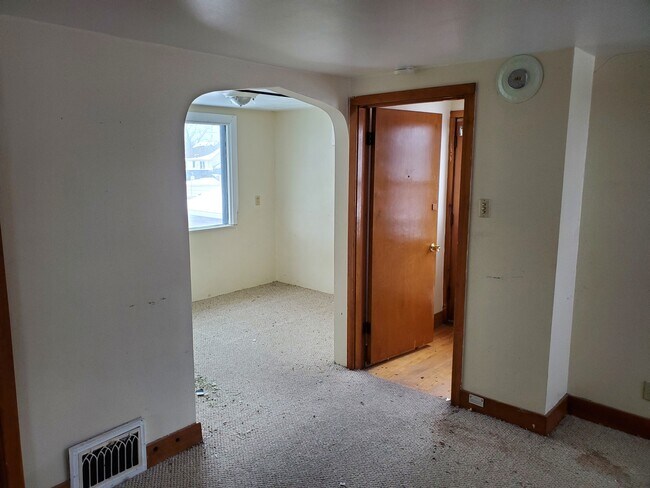 Foto del edificio - 924 Mead Ave