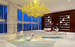 Foto del edificio - 475 Brickell Ave