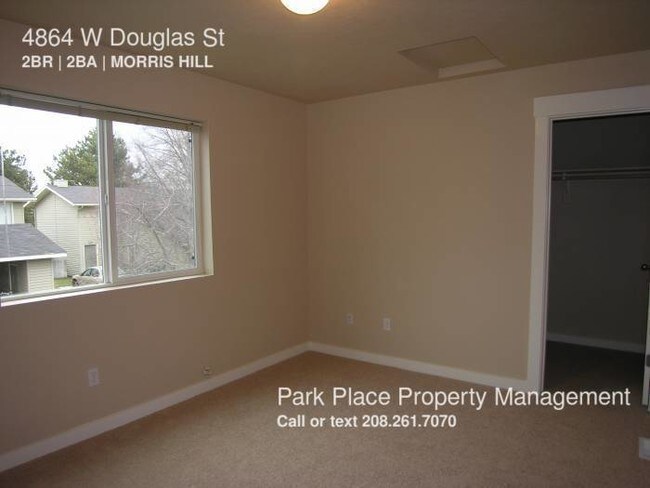 Foto del edificio - 4864 W Douglas Ln