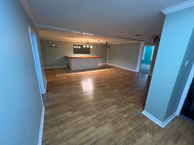 Foto del edificio - 218 N Chaparral St