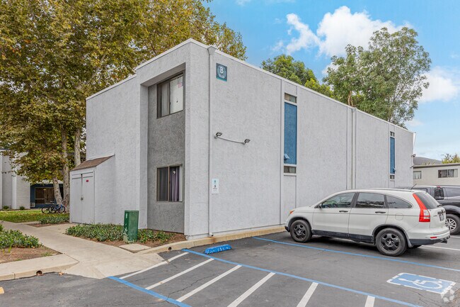 Apartamentos - Valle at 9151 Kenwood