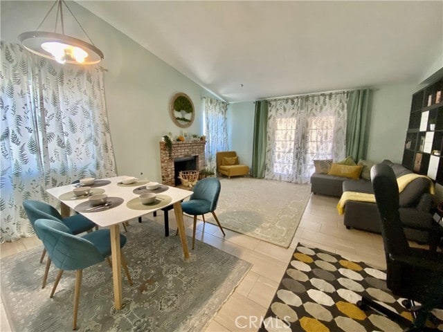 Foto del edificio - 26222 Newport Ave
