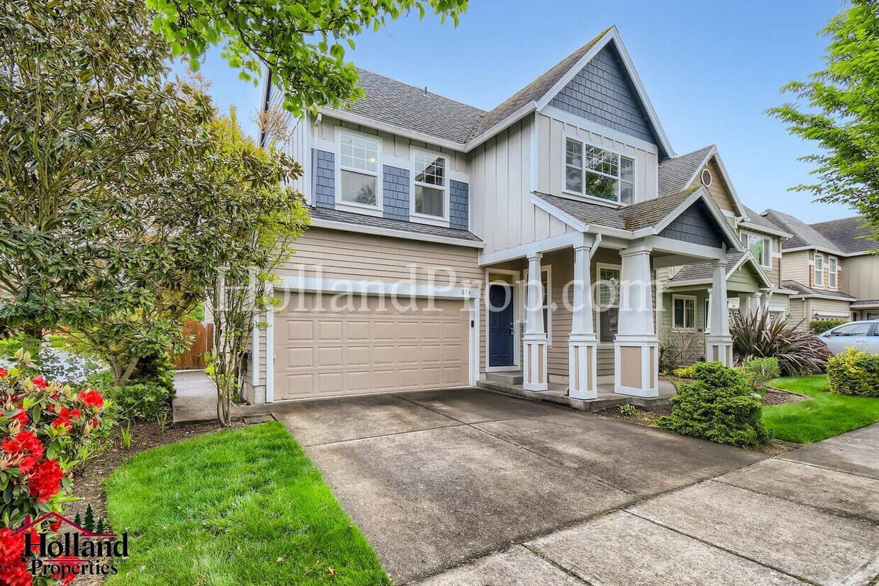 Foto principal - Lovely 3-Bedroom Home in Orenco Gardens!