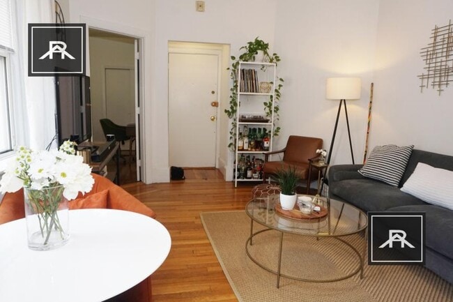 Building Photo - 1 bedroom in Boston MA 02215