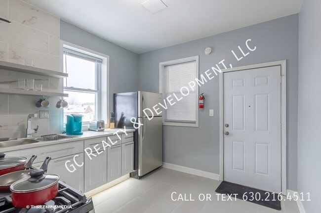 Foto del edificio - 3320 S Carpenter St