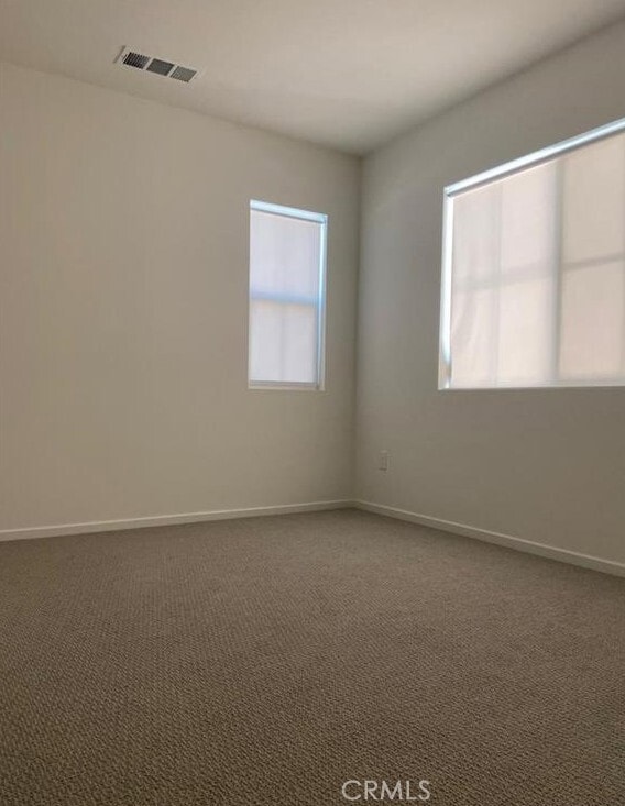 Building Photo - 215 Perennial Pl