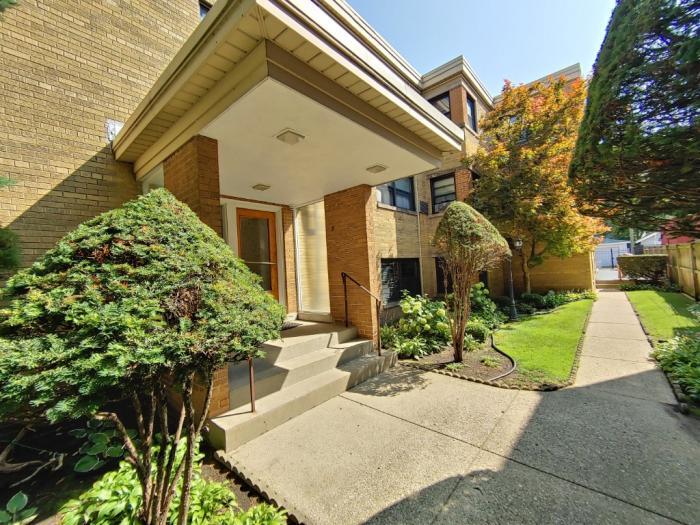 1 bedroom in CHICAGO IL 60645 Condo for Rent in Chicago, IL