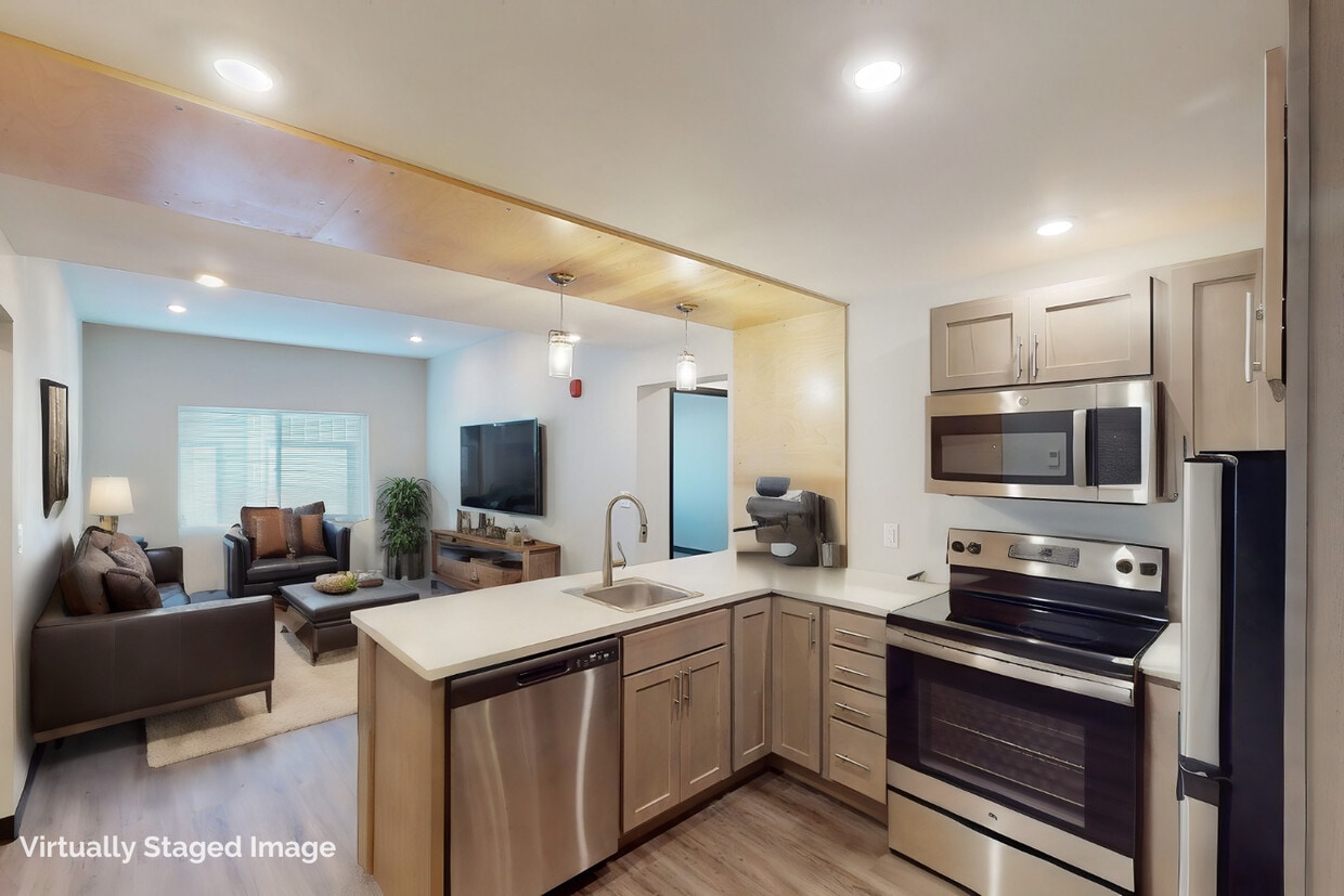 Primary Photo - BG Flats Apartments