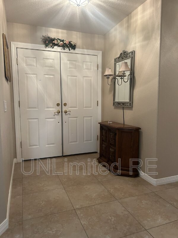 Building Photo - 490 McCulloch Blvd S