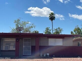 Building Photo - 1205 W Southern Ave