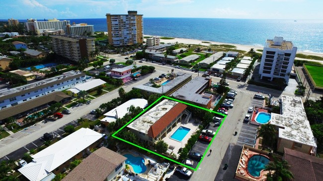 Foto del edificio - Ocean Breeze Apartments