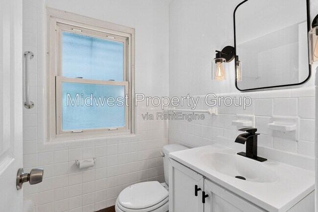 Foto del edificio - 1208 Verl Pl