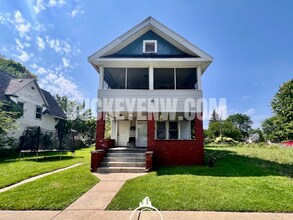 Building Photo - 3113 Scottwood Ave