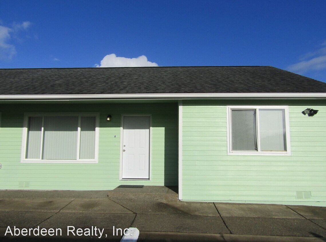 2 br, 1 bath House 1015 Lincoln St. B House Rental in Hoquiam, WA