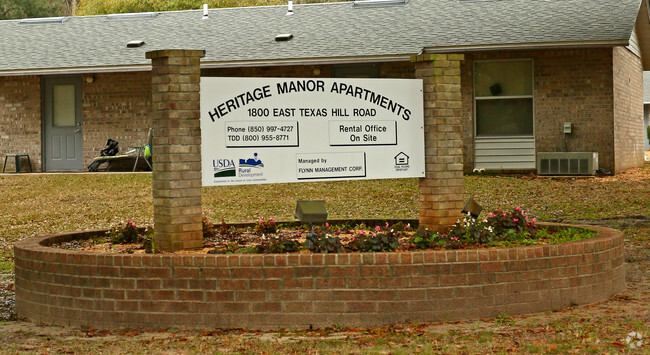 Building Photo - Heritage Manor