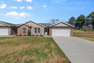 Building Photo - 34-38 S Benton St