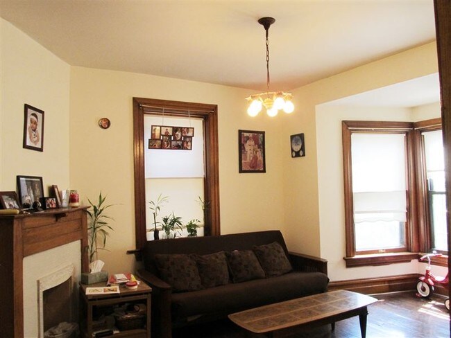 Building Photo - 1 br, 1 bath 4plex - 5106 Westminster Pl #...