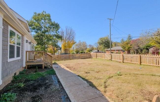 Foto del edificio - Knoxville 37920 - 3 bedroom 2 bath - call ...