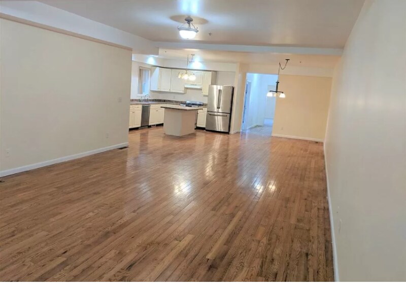 7011 Polk St Unit 2, Guttenberg, NJ 07093 Room for Rent in Guttenberg