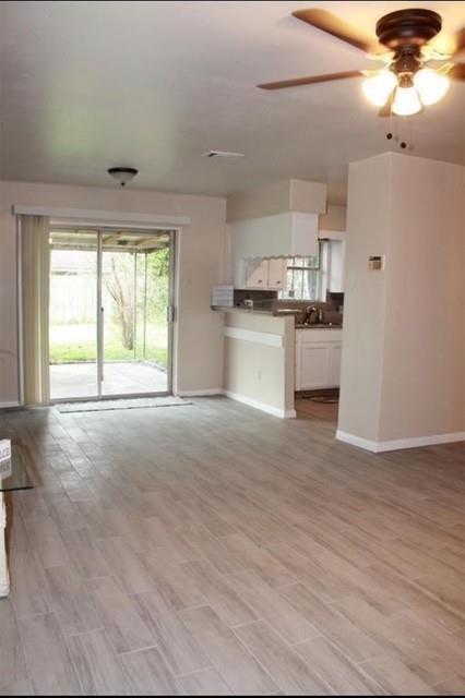 Foto del edificio - 4034 Curly Oaks Dr
