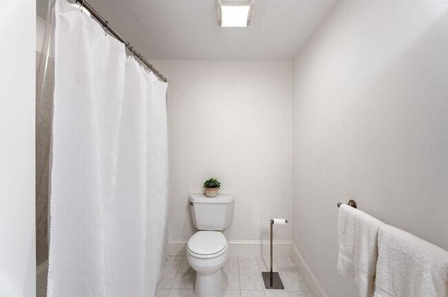 Foto del edificio - APARTMENT